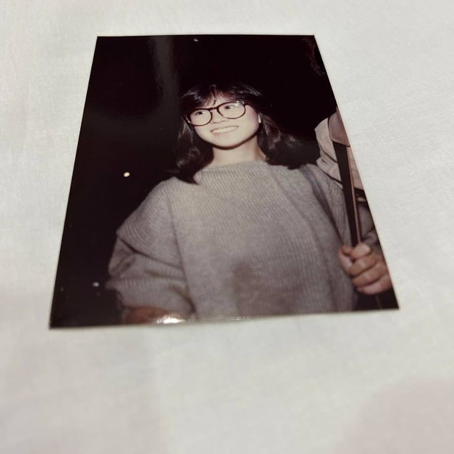 中森明菜　生写真　当時物 Amazon.co.jp: 中森明菜 生写真 当時物 : おもちゃ